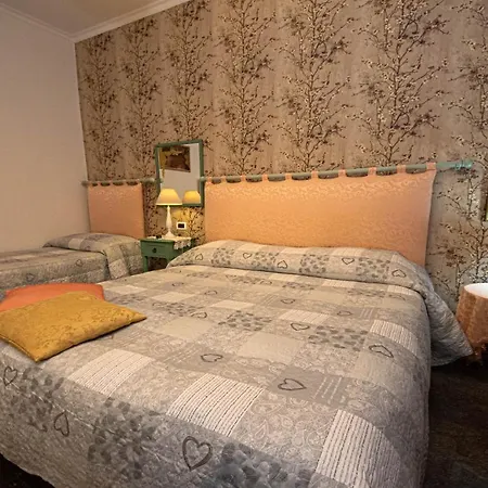 Next Stop 28 Bed & Breakfast 3*