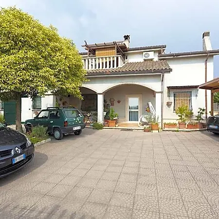 Next Stop 28 Bed & Breakfast 3*