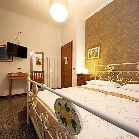 Next Stop 28 Bed & Breakfast Tivoli
