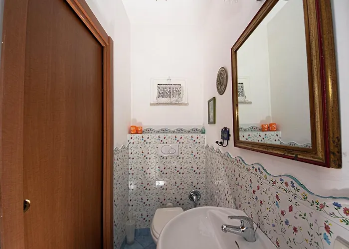 Next Stop 28 3* טיבולי